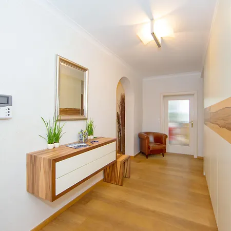 Hotel Garni Landhaus Gitti, Summercard And Free Parking Hotel 3*
