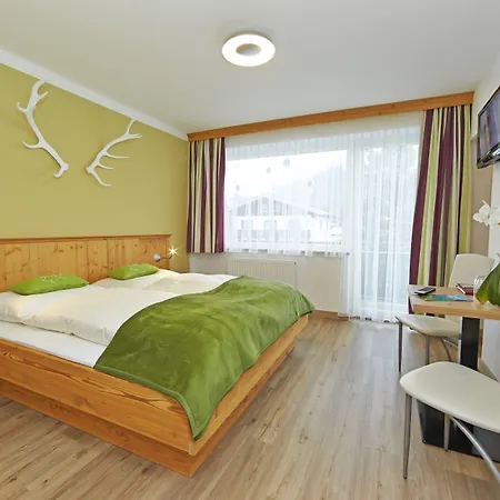 Comfort Garni Gitti מלון 3*