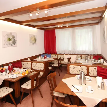 Готель Comfort Garni Gitti