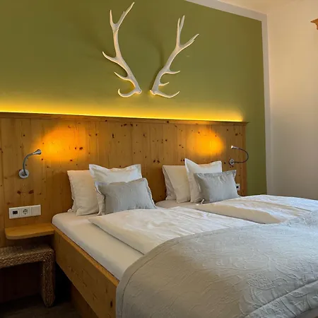 Hotel Garni Landhaus Gitti, Summercard And Free Parking Hotel