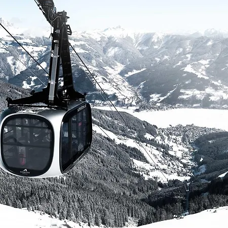 Hotel Garni Landhaus Gitti, Summercard And Free Parking 3*