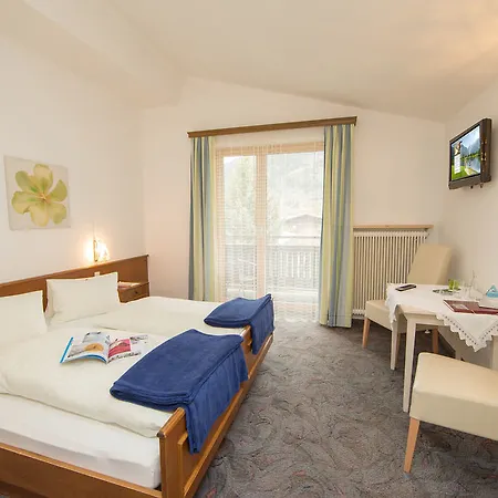 Hotel Garni Landhaus Gitti, Summercard And Free Parking Hotel Zell am See