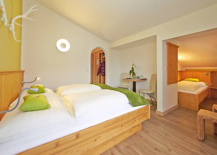 ホテル Comfort Garni Gitti 3*