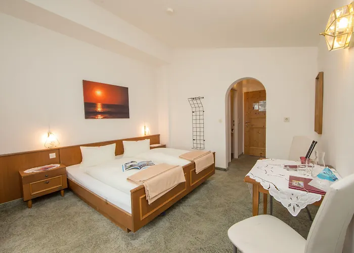 ホテル Comfort Garni Gitti 3*