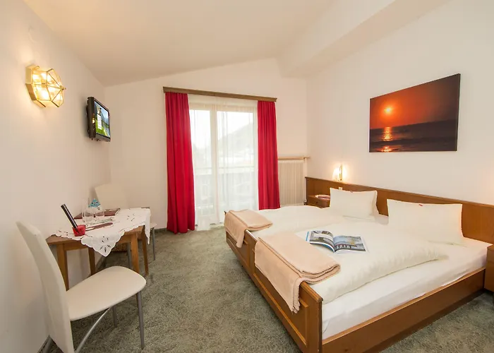 ホテル Comfort Garni Gitti 3*