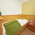 Ξενοδοχείο Comfort Garni Gitti 3*